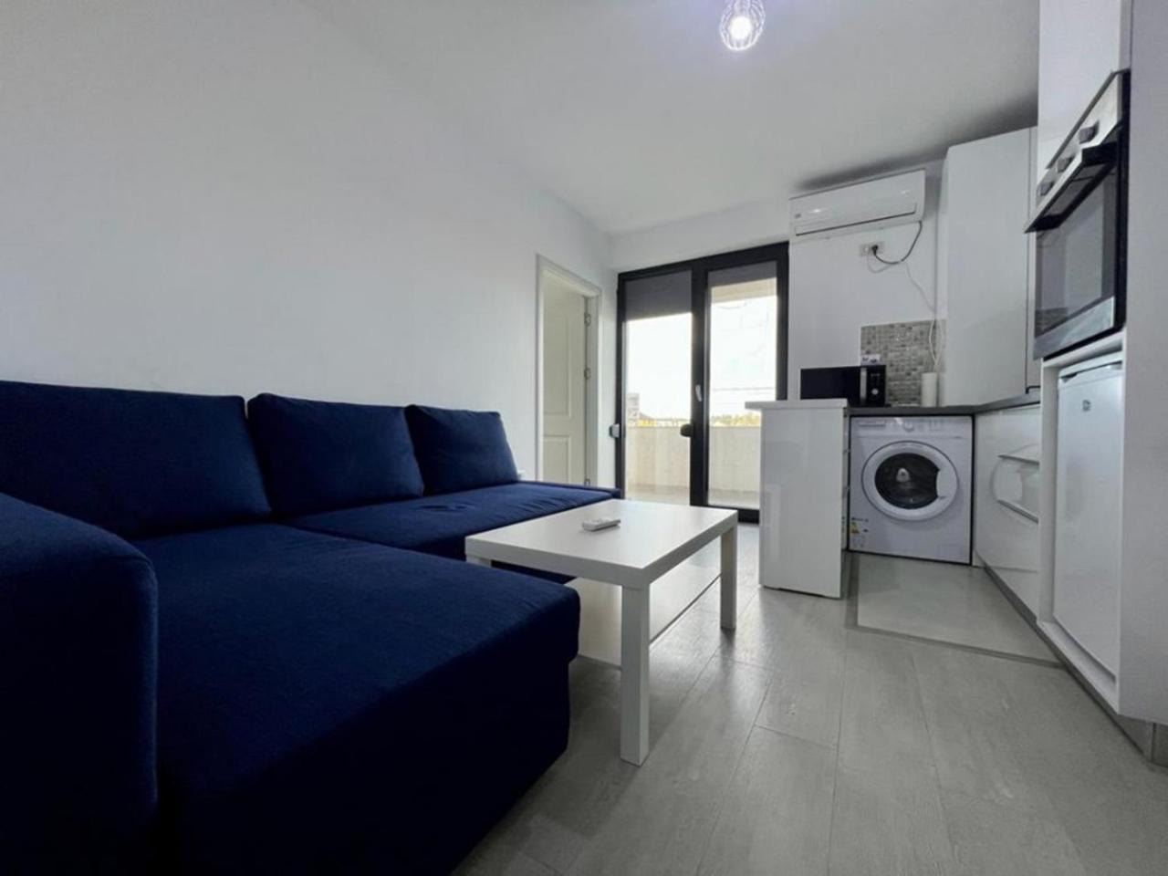 Apartment Blue Mamaia Nord Navodari